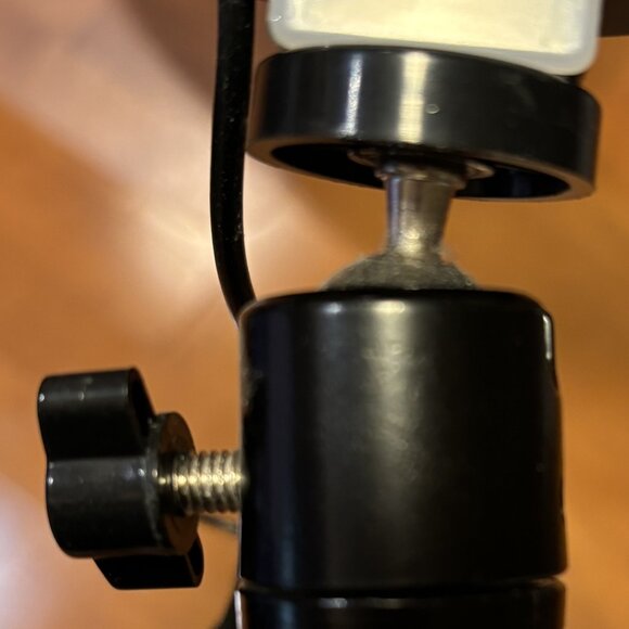 Ring Light 8” with Tripod Stand - Picture 5 of 8